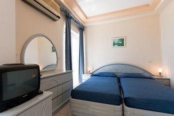 Hotel Delta Ágios Nikolaos Exterior foto